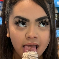 aaliyahsofunsize Nua