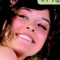Agostinha_Red Nua