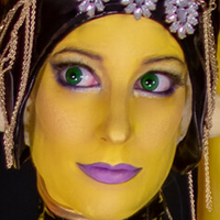 Amber Brite Nua