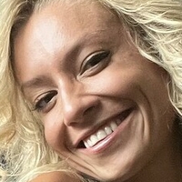 Amy Love Nua