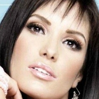 Andrea Escalona Nua