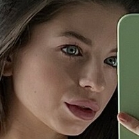 Anna Sazonova Nua