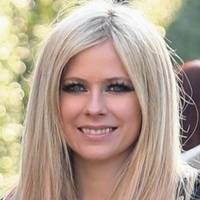 Avril Lavigne Nua