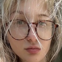 bella_dmn Nua