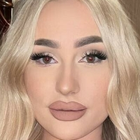 BlondieLana Nua