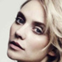 Bracha van Doesburgh Nua