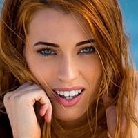 Caitlin McSwain Nua