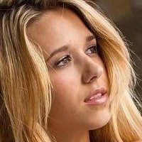 Carlye Denise Nua