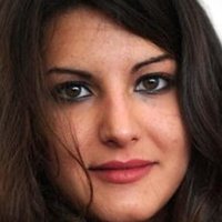 Carole Combes Nua