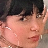 chloehodgson Nua