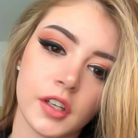Chrissy Costansa Nua
