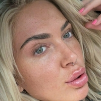 Christina Savoyy Nua