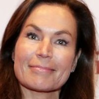 Claudia Schick Nua