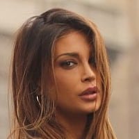 Cristina Buccino Nua