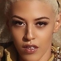 Debbi James Nua