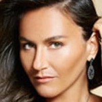 Eda Taspinar Nua