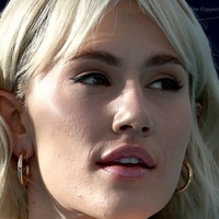 Elena Tsagrinou Nua