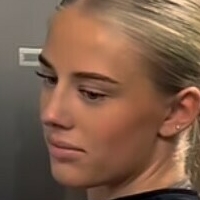 Ellie Maack Nua