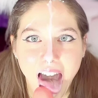 Ellie Skyes Nua