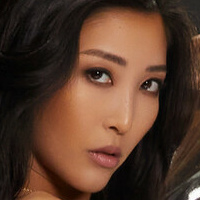 Emiri Momata Nua