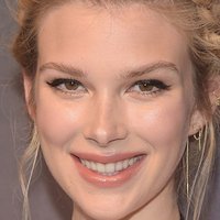 Emma Ishta Nua