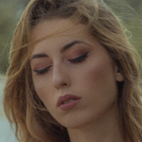Eva Menta Nua