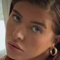 Eva Moxon Nua