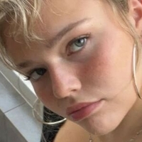 Faye Montana Nua