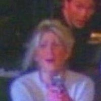 Gretchen Akers Nua