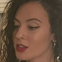 Hailee Schwartz Nua