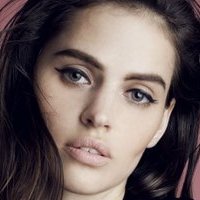 Hana Nitsche Nua