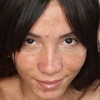 HelenHoltz Nua