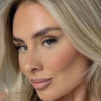 Holly McAllister Nua