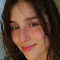 Isis Mesquita Nua