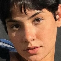 Isis Rodrigues Nua