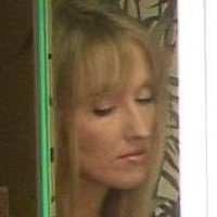 Janel Moloney Nua