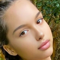 Jen Santorini Nua