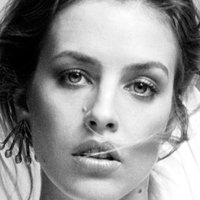 Julia Frauche Nua