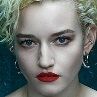 Juliagarner Nua