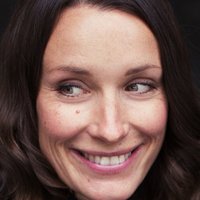 Kathrin Kühnel Nua