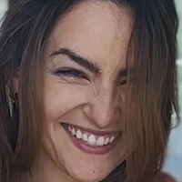 Kayla Compton Nua
