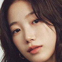 Kazuha Nakamura 中村 一葉 | LESSERAFIM Nua