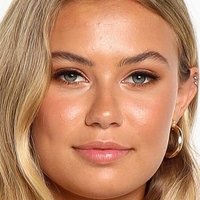 Kennia De Seinne Nua