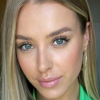 Klaudia Kroczek Nua