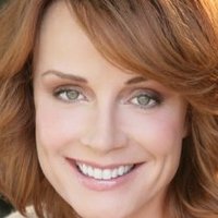 Kristin Carey Nua
