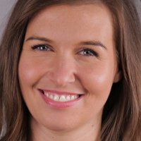 Laura Henderson Nua
