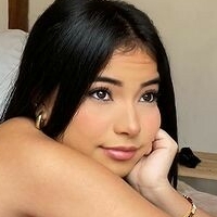Laura Ospina Nua