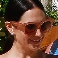 Lauren Silverman Nua