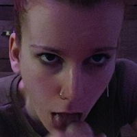 lea_raudona Nua