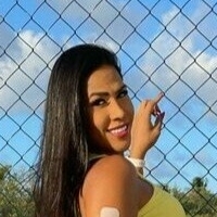 Lia Ferraz  Nua